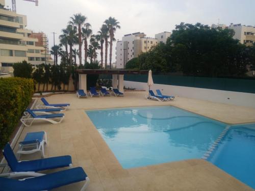 Habitación privada con baño compartido gîte à louer Ibiza Nueva