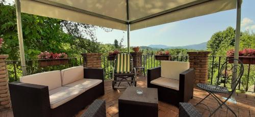 Three-Bedroom House with Private Swimming Pool