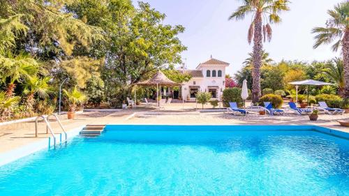 Accommodation in Santiago-Pontones