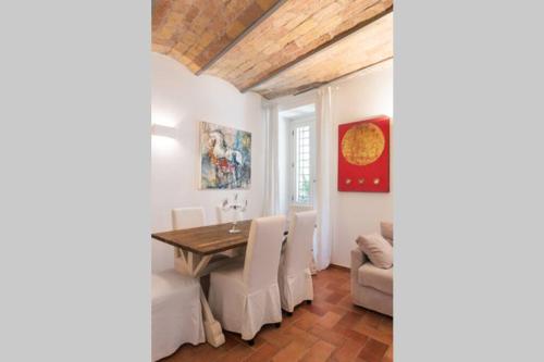 Lovely Colosseum loft apartment, Rome (photo 3)