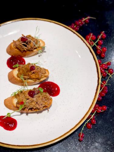 Arche Hotel Krakowska - image 2