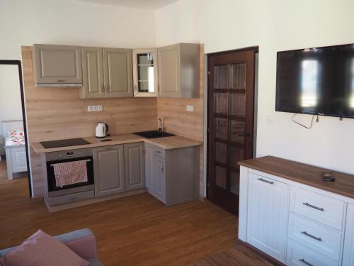 廚房, Apartmány Nejdek (Apartmany Nejdek) in 內代克