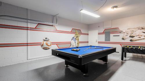 6BR Disney Getaway Villa w Pool SPA - image 13