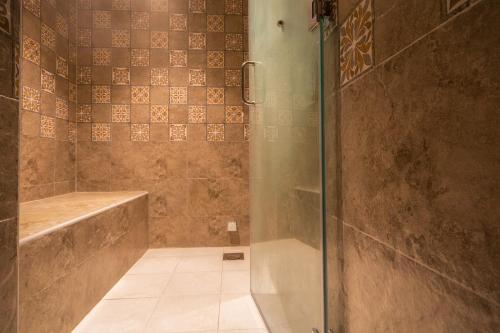 The Address Palace Apartments - image 3