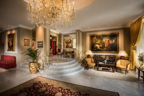 ล็อบบี้, โรงแรมบริสตอล ซาลซ์บูร์ก (Hotel Bristol Salzburg) near อารามเซนต์ปีเตอร์