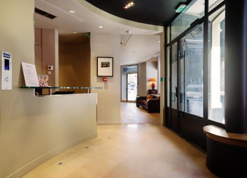 hotel photo