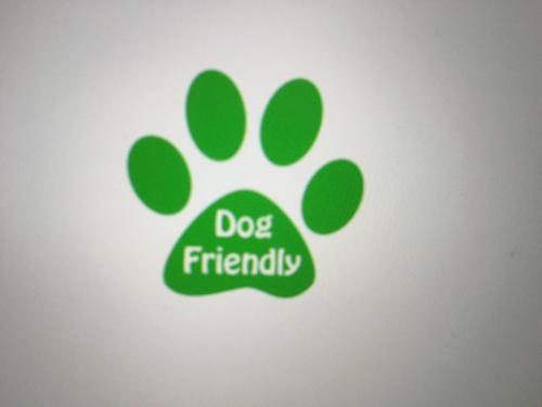 Casa a schiera fronte lago con giardino