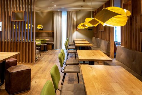 Restaurante, Kb Hotel in Gunzburg City Center