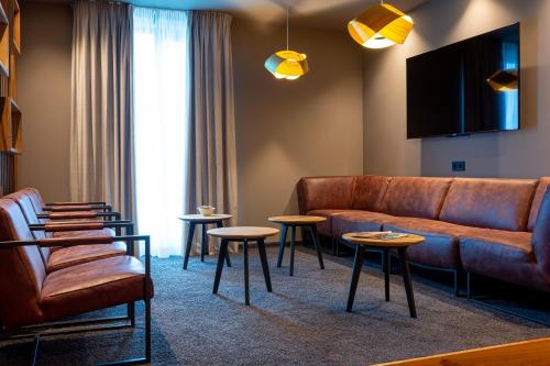 Bar/ Salón, Kb Hotel in Gunzburg City Center