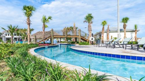 Lakeview 9BR Villa Private Pool SPA Game Room heater