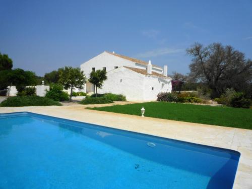 Holiday Home Finca Binietsau gîte à louer Alaior