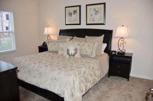 Lucaya 3 Bedroom 2 Bath Townhome with Free Wifi - image 9