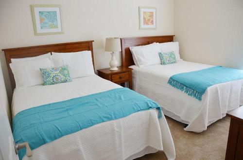 Lucaya 4 Bedrooms 3 Baths Townhome with resort pool - image 8
