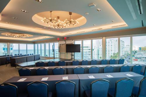 TRYP by Wyndham Isla Verde - image 11