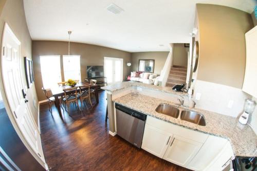 *Near Disney* West Lucaya 4 Bed by Fidelity - ID: 216947 - image 6