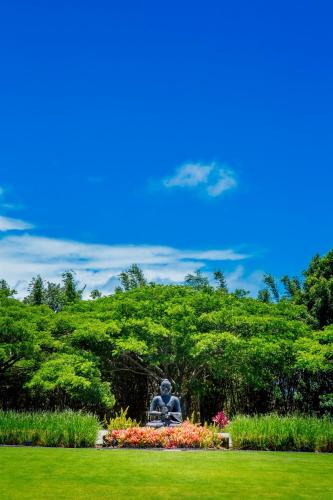 Lumeria Maui, Educational Retreat Center