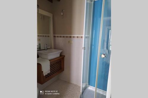 Casa de piedra acogedora a 2 minutos de la playa Casa de piedra acogedora a 2 minutos de la playa