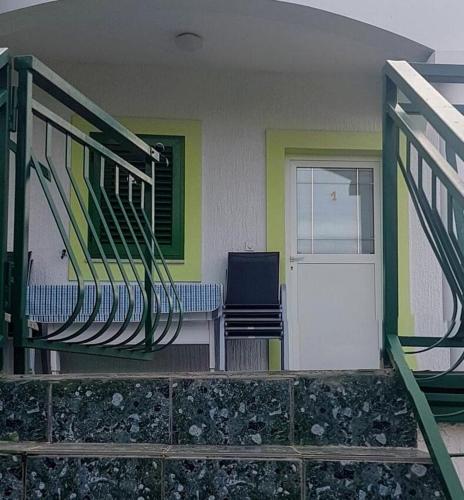 Apartment Sveti Filip i Jakov 16759a - image 9