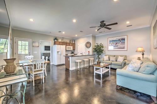 Updated PCB Townhome - Walk to Laguna Beach! - image 3