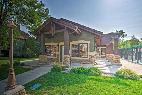 Contemporary Family Condo by Pineview Reservoir! in Huntsville (UT)