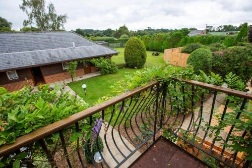 Balcony/terrace, The Three Lions in Fordingbridge