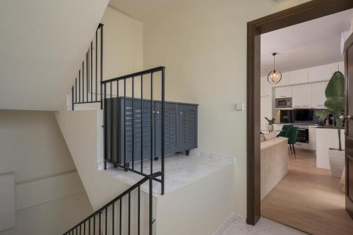 Ethyr City Living - image 4