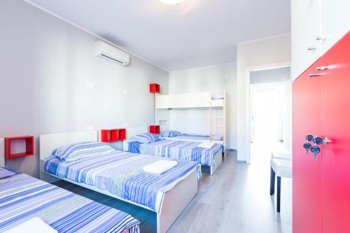 Hostel Sunset Room Type - Bed in Male Dormitory Room