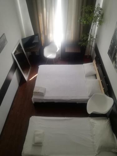 1 queen bed
