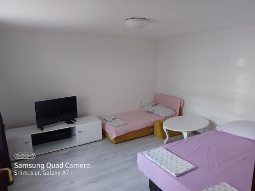 Apartment Leyla - image 7