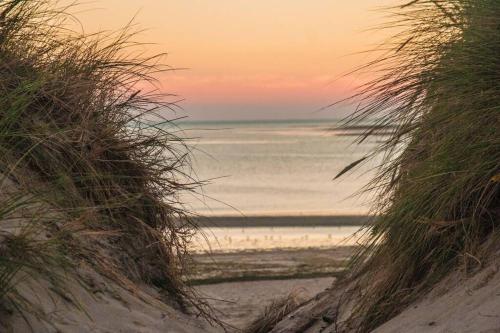 Gite au pied des dunes, 200m de la plage - Location saisonnière - Montmartin-sur-Mer