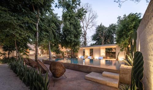 Swimming pool, Casona los Cedros in Chichen Itza