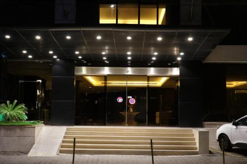 Orans Suites 4 photo 1