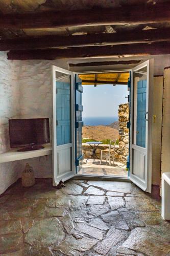 Spiti Anita, Superior Master & Double Room - Pristine, Serene, Beautiful Views Spiti Anita, Superior Master & Double Room - Pristine, Serene, Beautiful Views