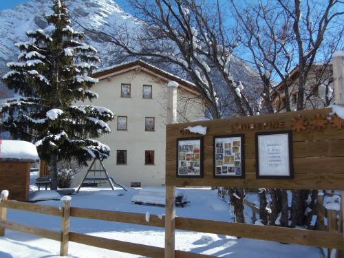 Chalet l'Aubépine (B&B et Chalet) - Apartment - Bessans