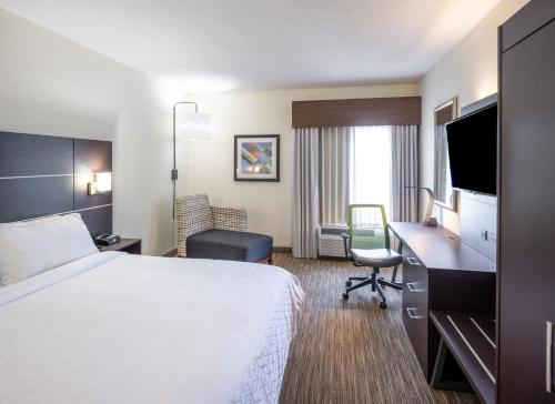 Holiday Inn Express Hotel & Suites Fort Payne