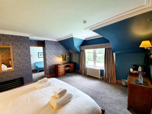 Achray House - main image