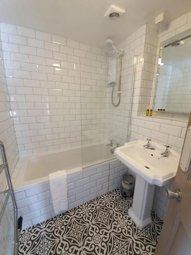 Achray House - image 11