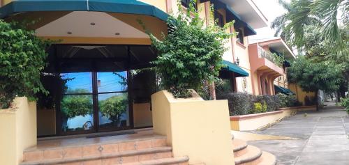 Hotel Brandts Los Robles de San Juan - image 5
