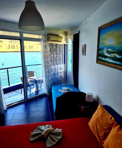 Malibu Apartments - image 13