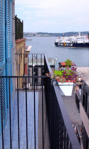 Erkély/terasz, B&B Darsena in Pozzuoli