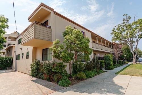 Stay Gia - Spacious 2 Bedroom Home - image 12