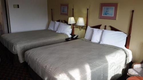 Double Room with Two Double Beds - Non-Smoking