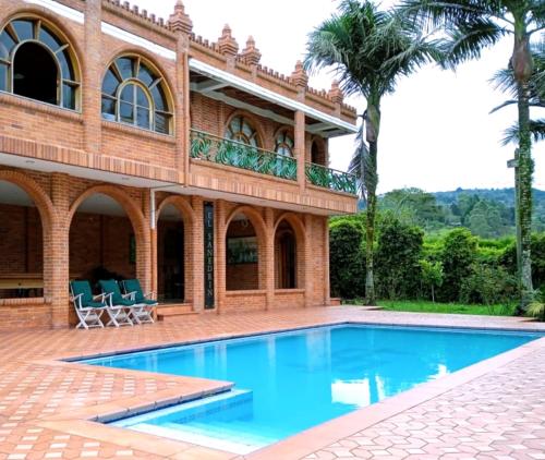 HOTEL y EVENTOS VILLA ALEJANDRA DIVIERTETE Y DISFRUTA!