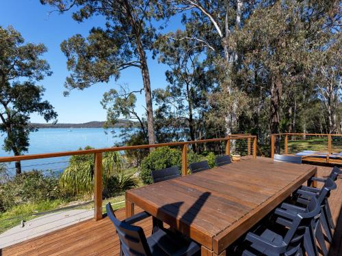 Paradise 54 Eastslopes Way in North Arm Cove