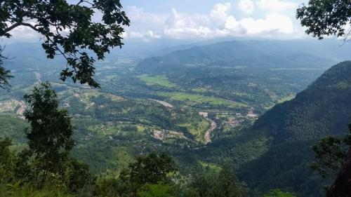 Unique Hotel and Lodge - Pleasure of Homely Stay - in Bandipur