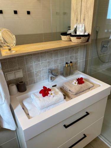 Fürdőszoba, Vitalpension in Bad Blumau