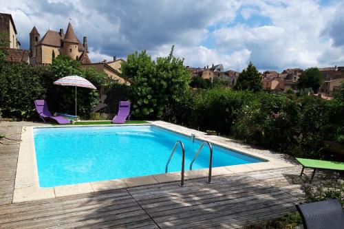 BEL-VUE BELVÈS Périgord, gîte avec VUE IMPRENABLE , PISCINE gîte à louer Capelou