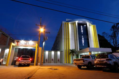 Hotel Tauari near สนามบินมาราบา