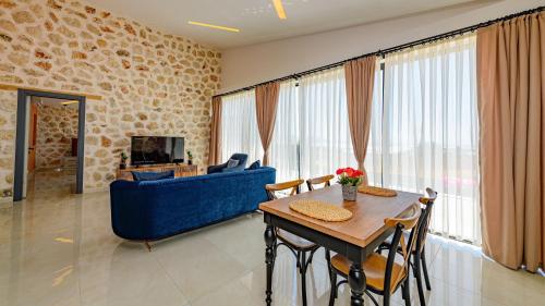 Villa Selim - 1 Bed Honeymoon Villa with jacuzzi in Kalkan