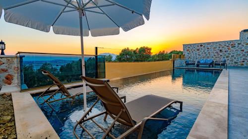 Villa Selim - 1 Bed Honeymoon Villa with jacuzzi in Kalkan